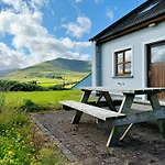 No's 6, 8 & 9 Dingle Homes Сasa de vacaciones *