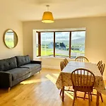 Сasa de vacaciones No's 6, 8 & 9 Dingle Homes