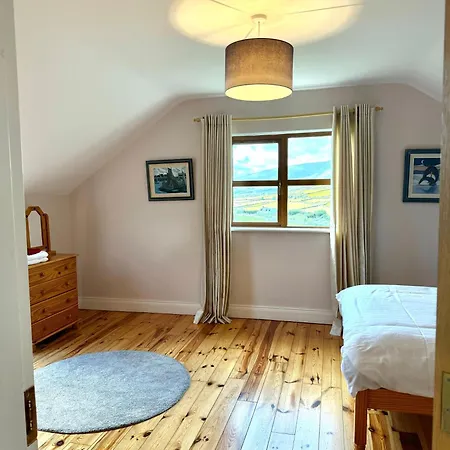 No's 6, 8 & 9 Dingle Homes Lispole