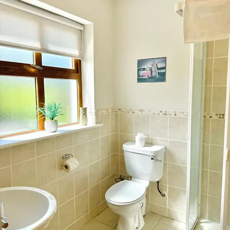 بيت للعطل No's 6, 8 & 9 Dingle Homes *