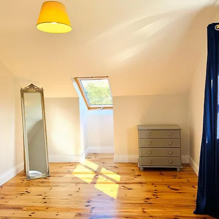 بيت للعطل No's 6, 8 & 9 Dingle Homes *