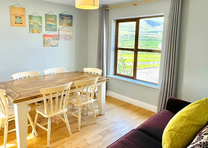 No's 6, 8 & 9 Dingle Homes * Lispole