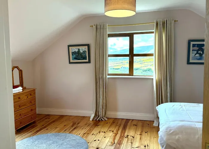 No's 6, 8 & 9 Dingle Homes Lispole