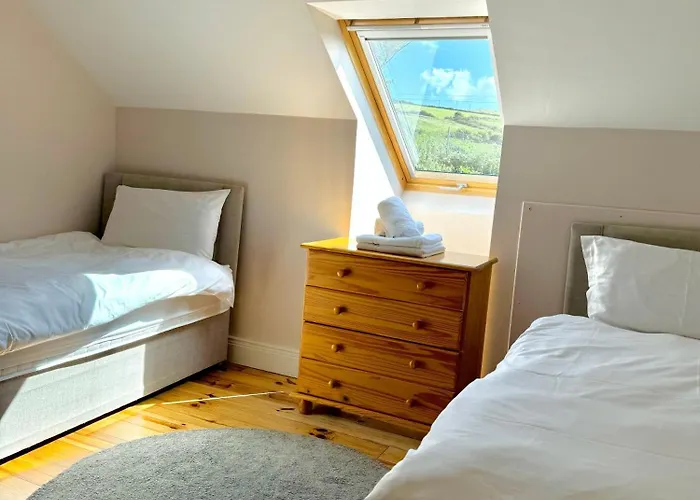 No's 6, 8 & 9 Dingle Homes Lispole