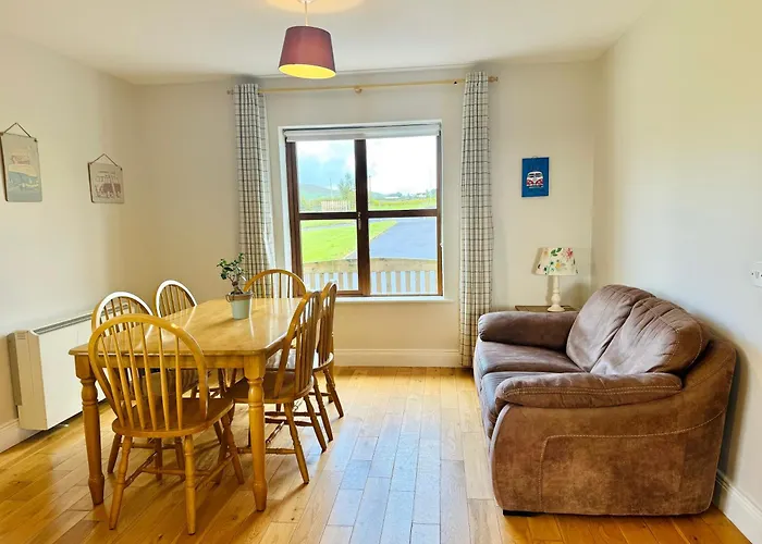 No's 6, 8 & 9 Dingle Homes Сasa de vacaciones