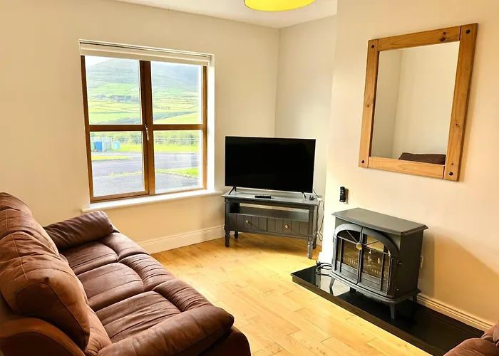 No's 6, 8 & 9 Dingle Homes Casa vacanze *